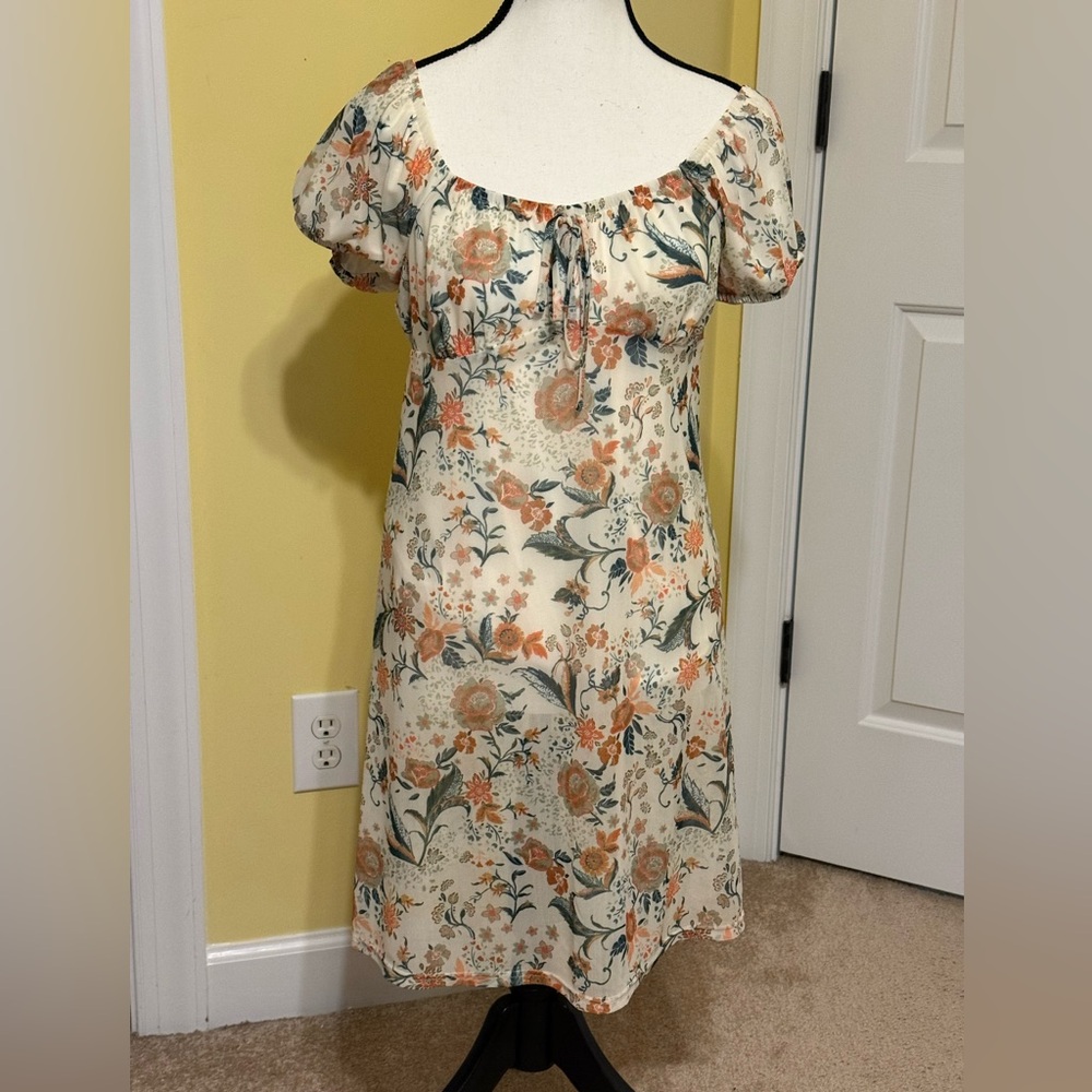 SO Cream Puff Sleeve Sundress Sz Medium 36” long, 15.5” waist